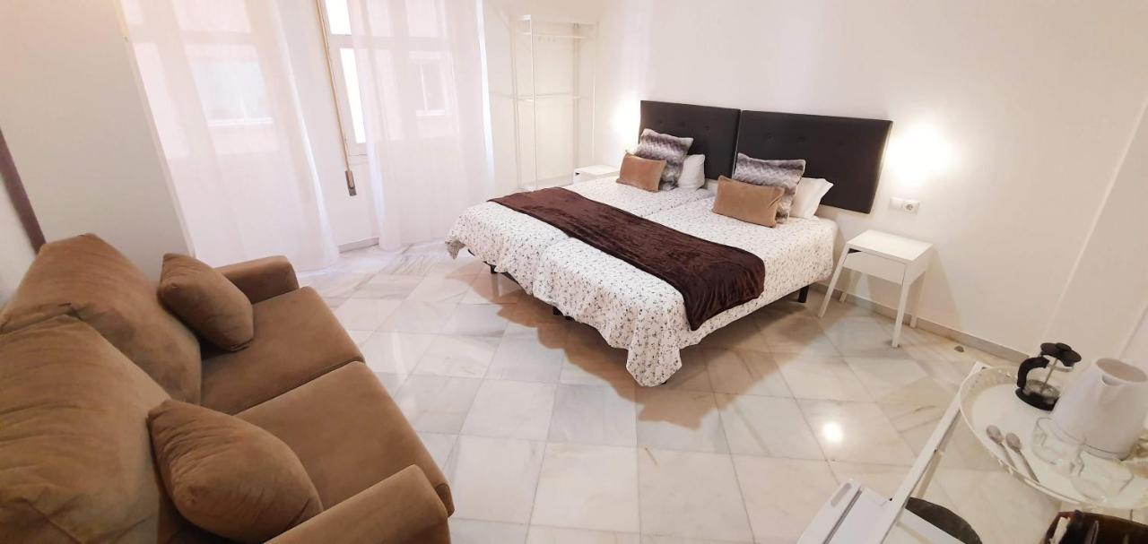 Fan Rooms Duquesa Málaga Eksteriør billede