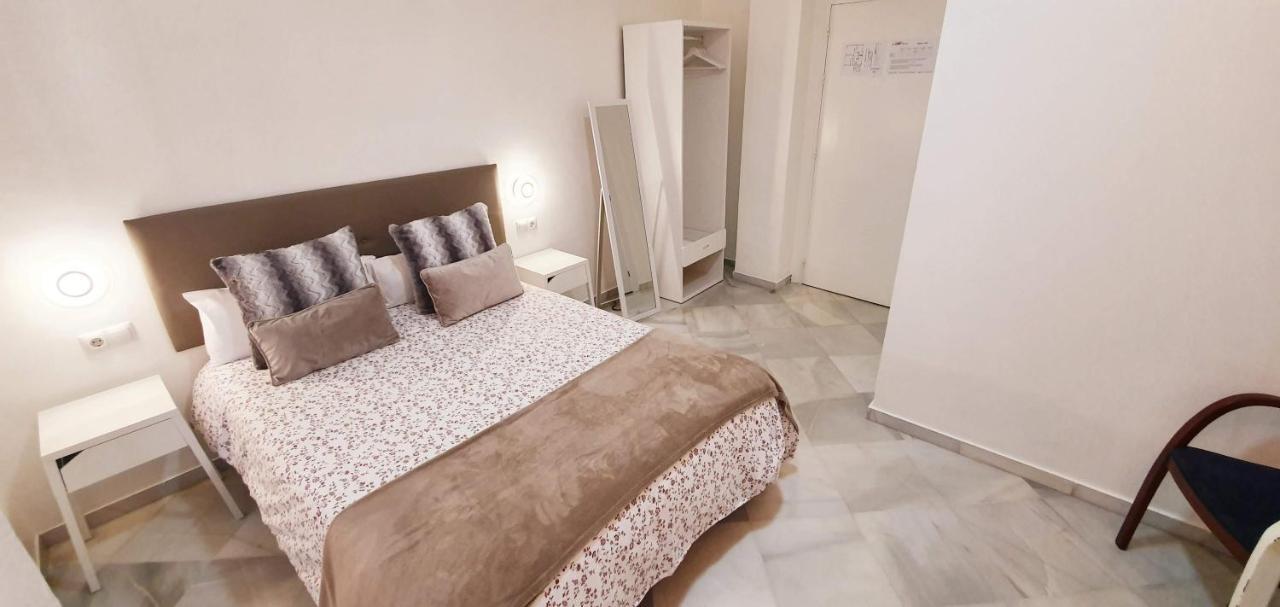 Fan Rooms Duquesa Málaga Eksteriør billede